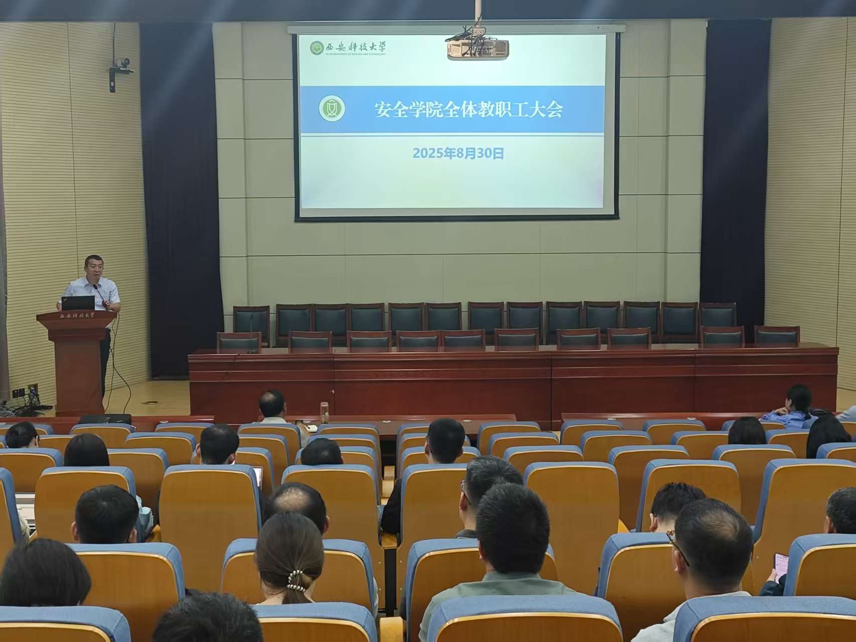 011756694411609697.jpg 011756694411609697.jpg